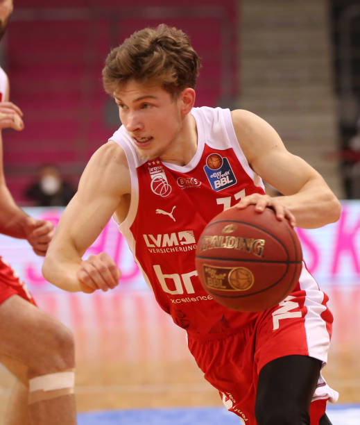 并同时适配 并同时适配