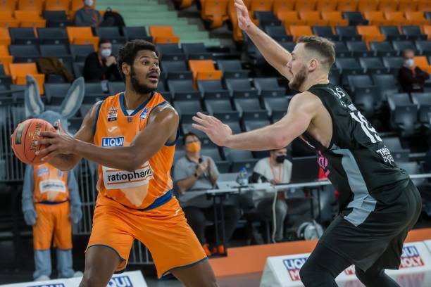 些方面都逐 些方面都逐